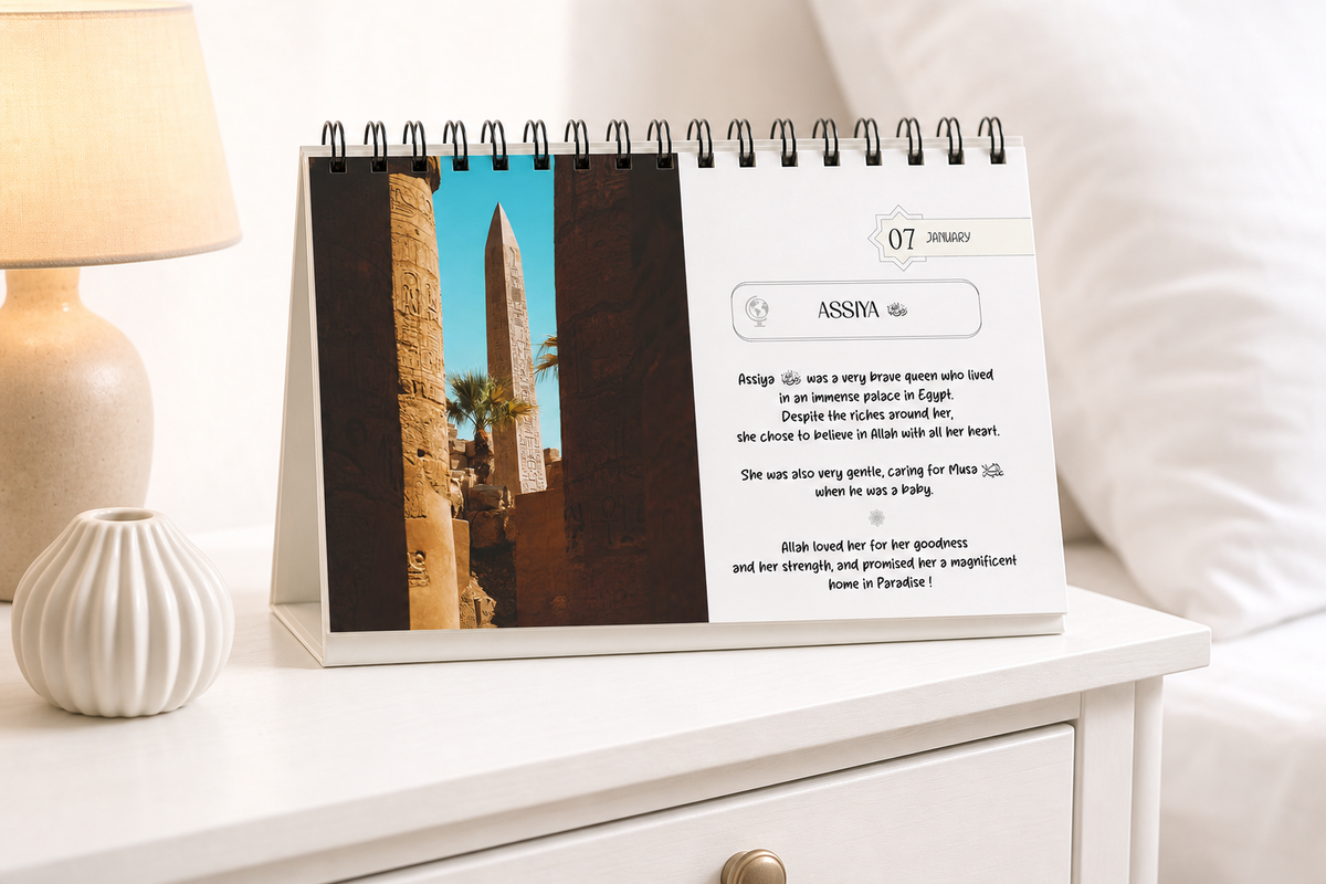 [en] Perpetual calendar – January 7 – bedside table – 4K